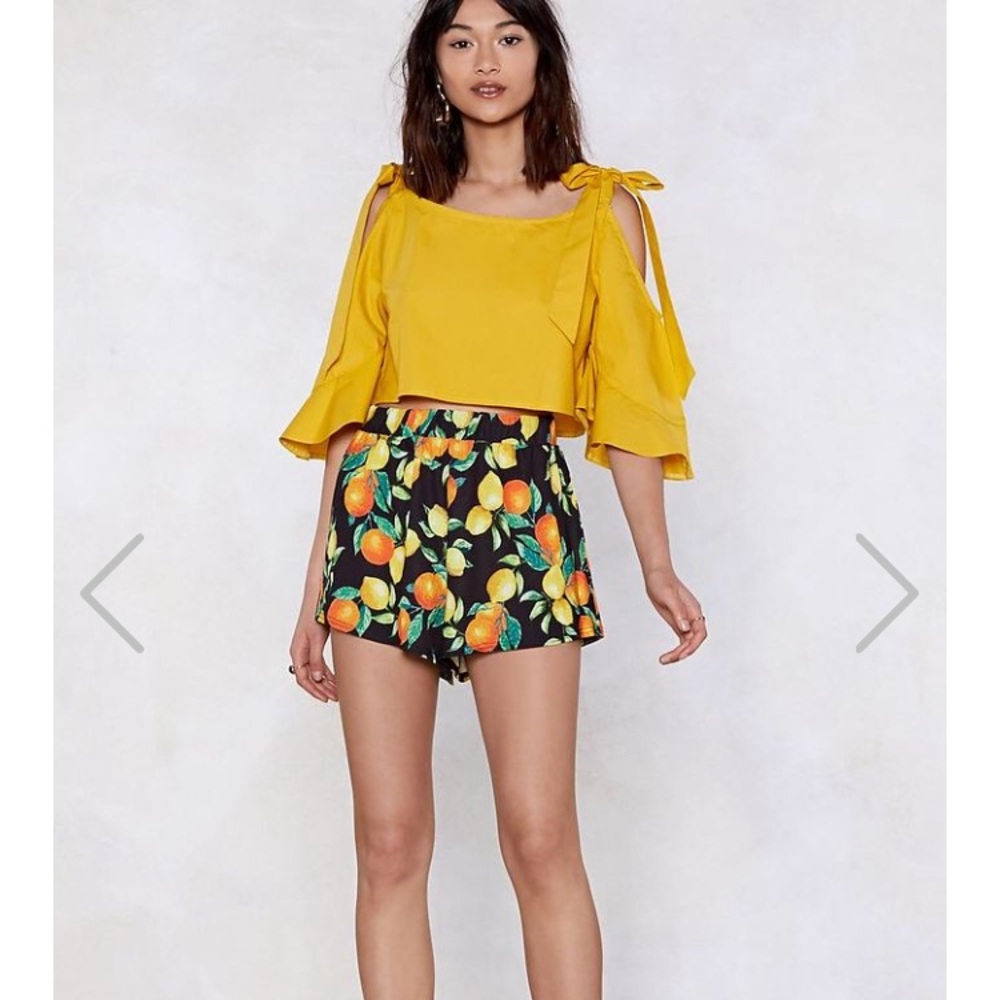 Crop top - Picture 4 of 4